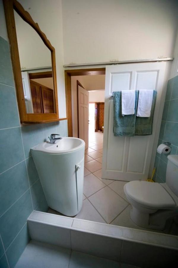 Tobago Hibiscus Golf Villas & Appartments Mount Irvine Стая снимка